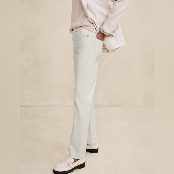 NWT! Banana Republic Optic White High-Rise Straight Jean - Multiple Sizes 🩵 - Picture 3 of 6